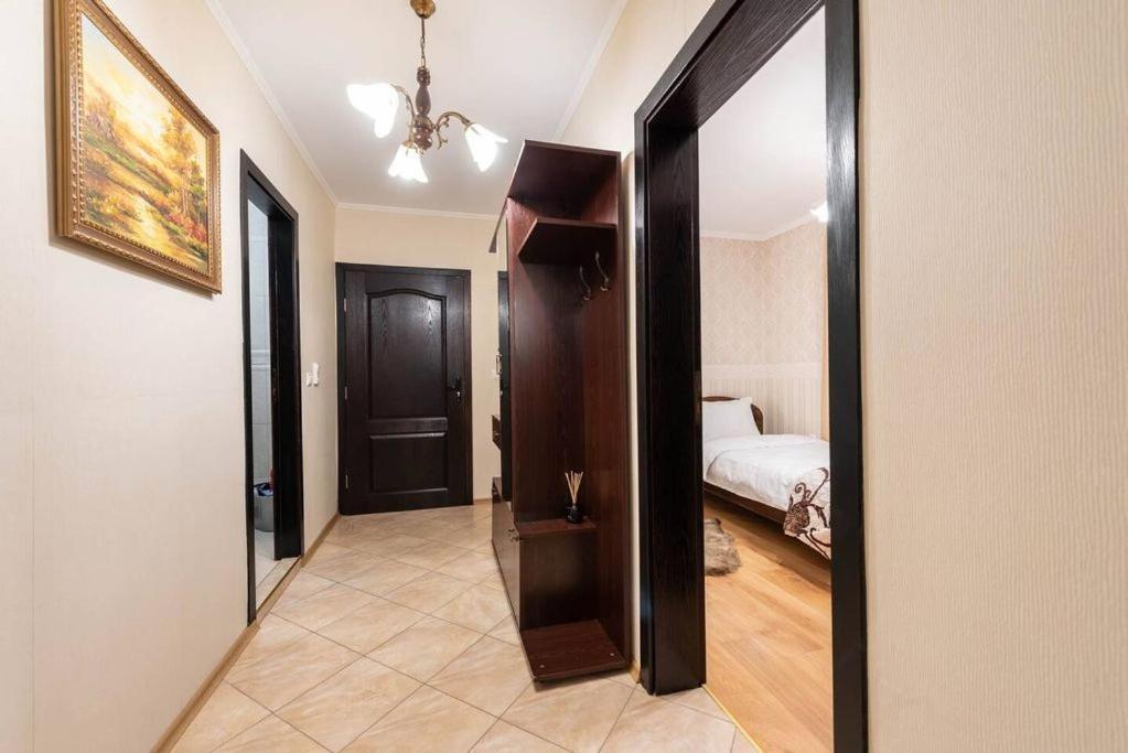 Vazov Residence , Two Bedroom Top Centre Apartment Варна Экстерьер фото